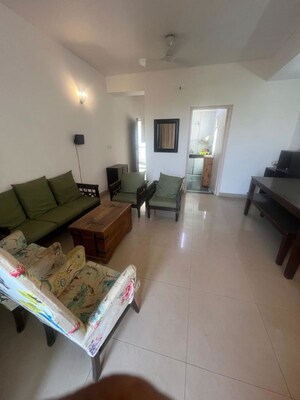 Living Room in 2 BHK Apartment at DLF Regency Park I, Dlf Phase iv – for Rent
