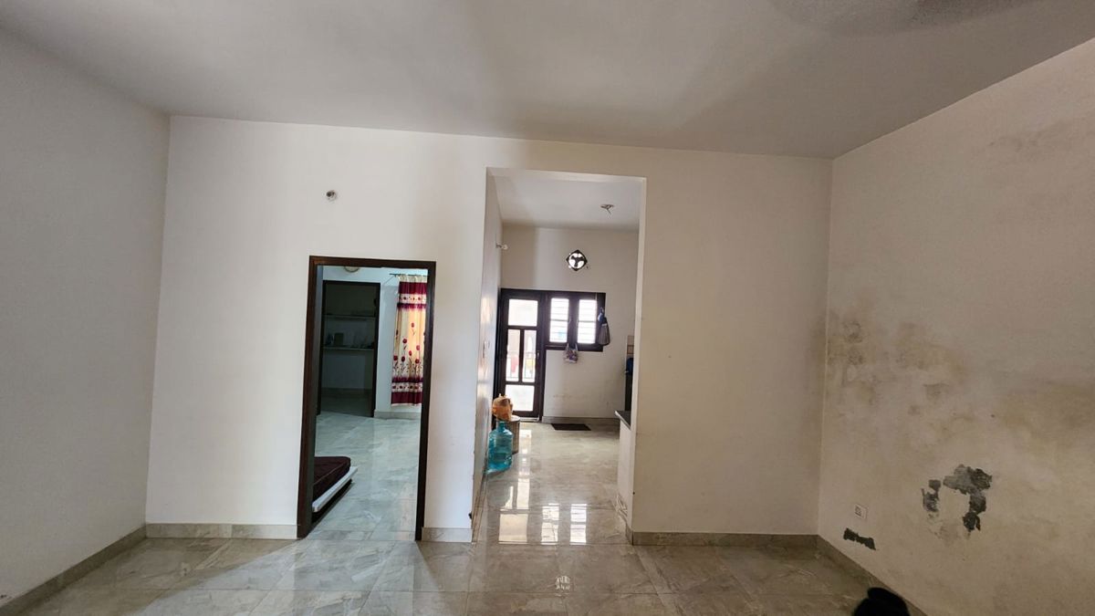 2 BHK Builder Floor For Rent in Govind Vihar