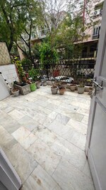 3.5 BHK 2000 Sq.Ft. Apartment in Vasant Kunj