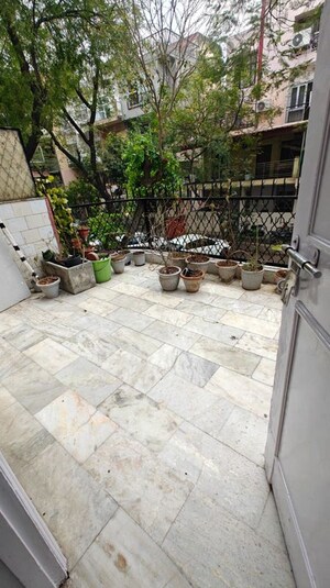 3.5 BHK Apartment For Rent in Vasant Kunj