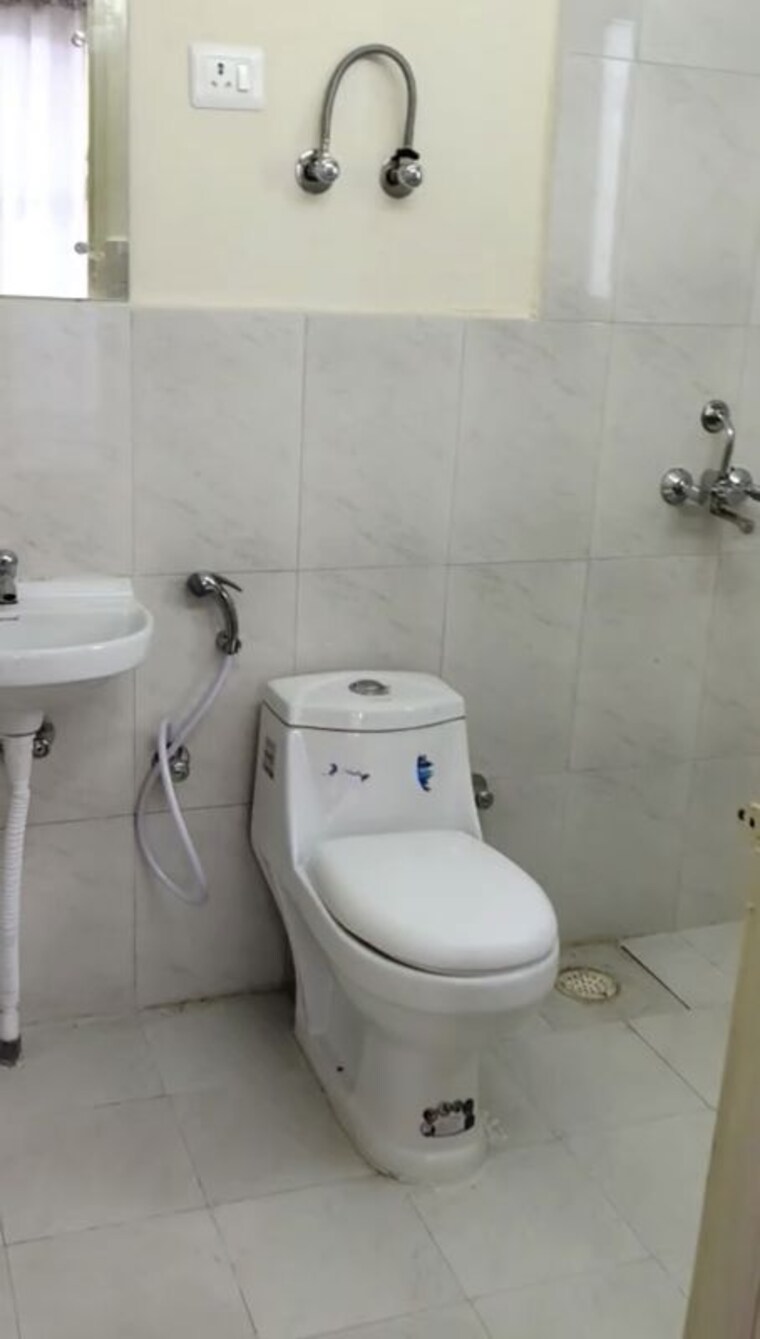 Bathroom, pyramid-square-67a 2 Bedroom 700 Sq.Ft. Apartment In Sector 67 Gurgaon 10389144