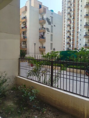 Balcony in 2.5 BHK Apartment at Amrapali Centurian Park, Tech Zone 4 Greater Noida – for Sale