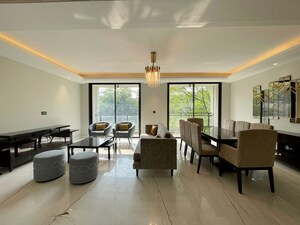 Team Area in 4 BHK Builder Floor at Anant Raj Ashok Estate, Sector 63a – for Sale