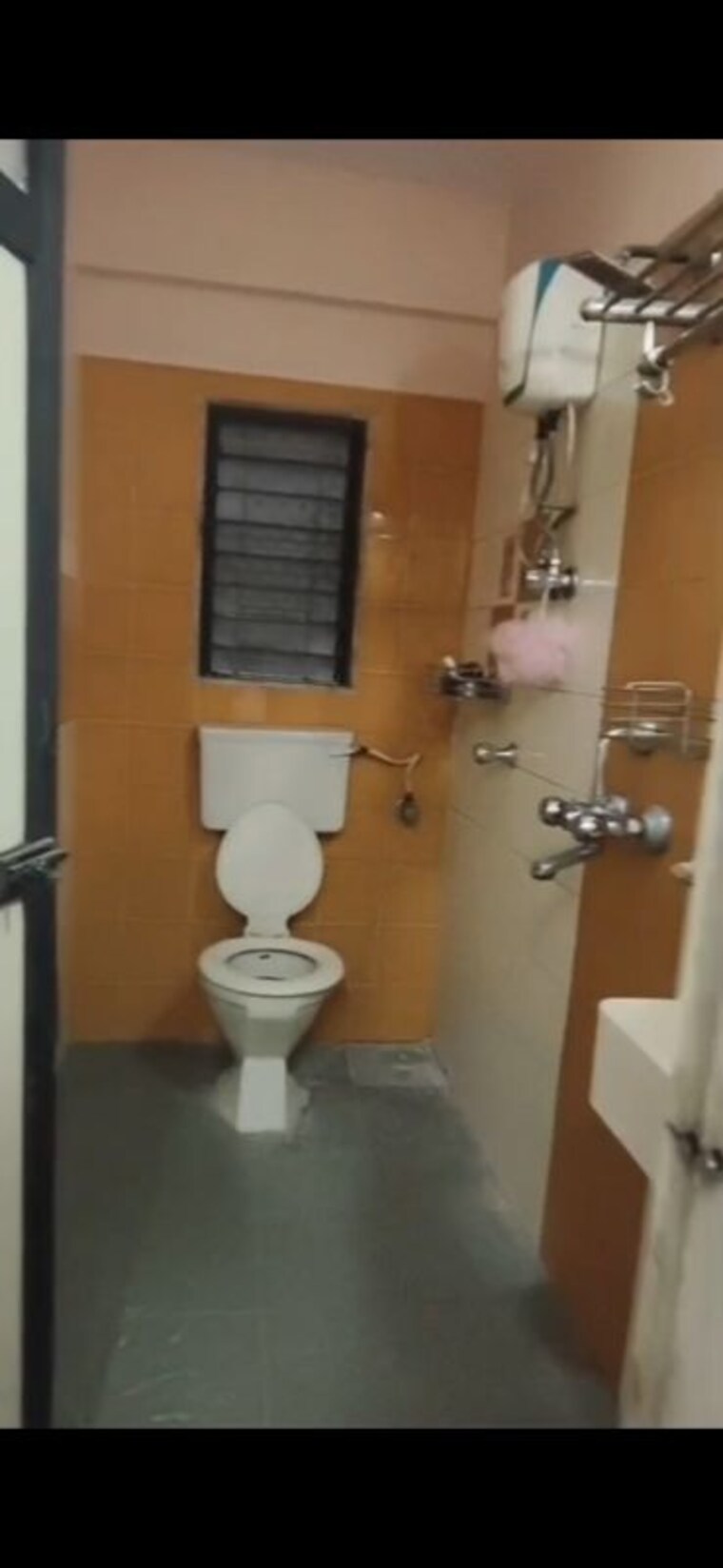 Attached Bathroom, divya-smruthi 2 Bedroom 900 Sq.Ft. Apartment In Malad West Mumbai 10389408