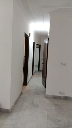 4 BHK + Extra Room Builder Floor For Rent in Geetanjali Enclave
