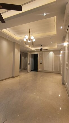 4 BHK + Pooja Room,Study Room,Extra Room Builder Floor For Rent in Pitampura
