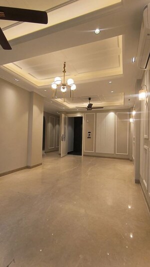 4 BHK Builder Floor For Rent in Pitampura