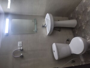 Bathroom in 3.5 BHK Apartment at Amrapali Terrace Homes, Tech Zone 4 Greater Noida – for Rent