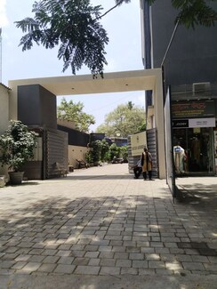 3 BHK + Servant Room,Extra Room,Store Room Apartment For Rent in Agar Bazar