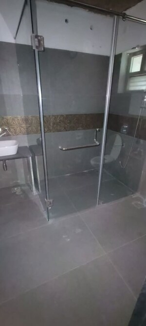 Furnished Amenities in 3 BHK Apartment at Ameerpet – for Sale
