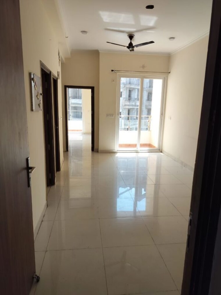 Room, emenox-la-solara 2 Bedroom 1020 Sq.Ft. Apartment In Sector 16 Greater Noida Greater Noida 9462625
