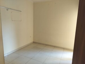 Room in 2 BHK Apartment at Emenox La Solara, Sector 16 Greater Noida – for Sale