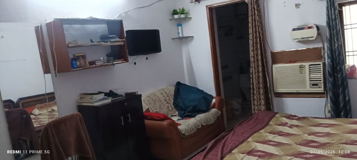 1 Rk+ Pooja Room Builder Floor For Rent in Gomti Nagar