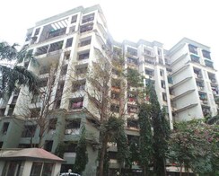 2 BHK Apartment For Rent in Lalani Valentine Apartment