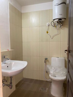 Bathroom in 3 BHK Apartment at 3C Orris Greenopolis, Sector 89 – for Rent