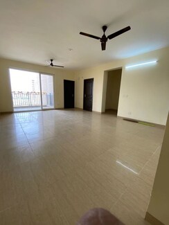 3 BHK + Servant Room Apartment For Rent in 3C Orris Greenopolis