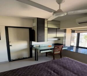 Bedroom in 2 BHK Apartment at Dadar East – for Rent