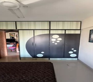 Bedroom in 2 BHK Apartment at Dadar East – for Rent