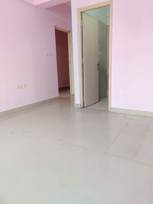 Room in 2 BHK Apartment at Bablatala – for Sale