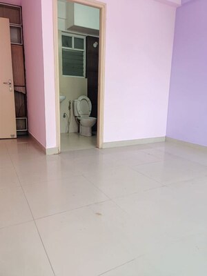 Room in 2 BHK Apartment at Bablatala – for Sale