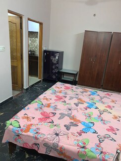 1 BHK + Pooja Room Builder Floor For Rent in Gomti Nagar