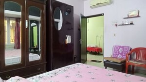 Bedroom in 5 BHK Independent House at Barisha – for Sale