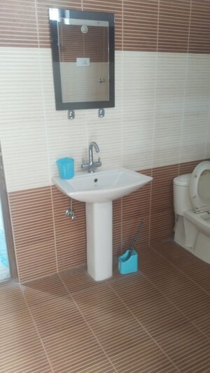 Bathroom in 2 BHK Builder Floor at Gomti Nagar – for Rent