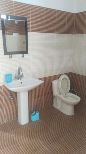 Bathroom in 2 BHK Builder Floor at Gomti Nagar – for Rent