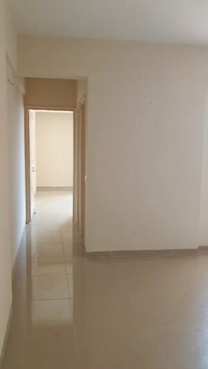 Room in 1 BHK Apartment at Wave City, Wave City – for Sale