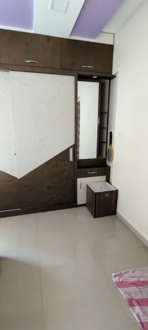 Furnished Amenities in 2 BHK Apartment at Manav Swapnalok, Hadapsar – for Rent