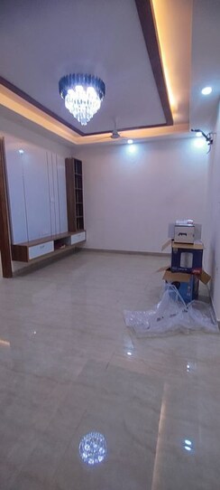 3 BHK Builder Floor For Rent in Sector 81