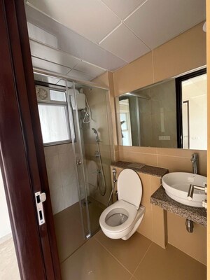 Bathroom in 2 BHK Apartment at LnT Veridian, Powai – for Rent