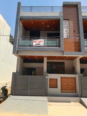 3 BHK Villa For Sale in Hathoj