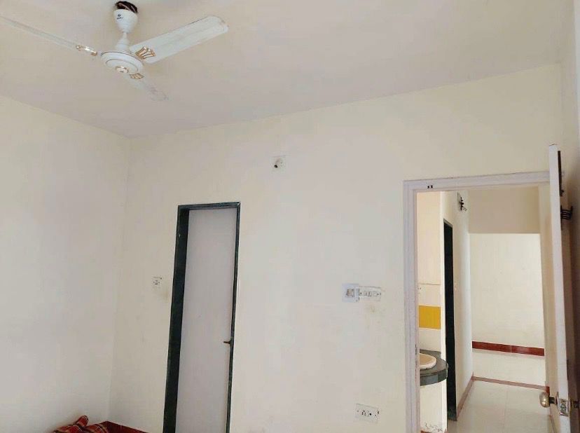 1 BHK 560 Sq.Ft. Apartment in Shanti Vihar
