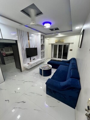 Team Area in 1 BHK Apartment at Sapphire Lakeside, Powai – for Sale