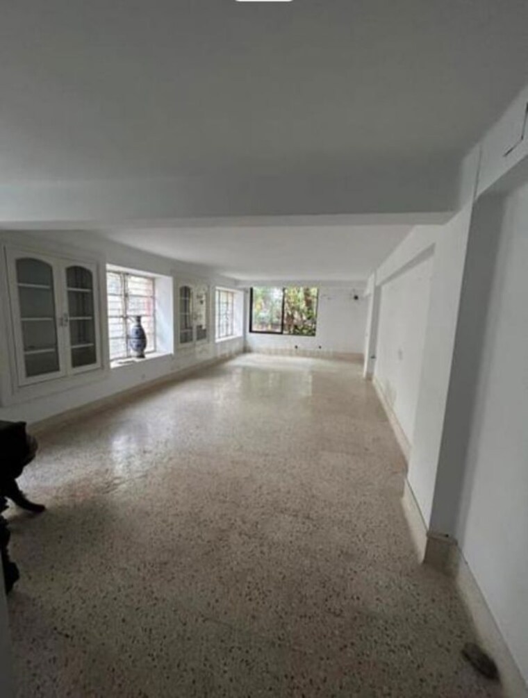 undefined, ballygunge place 5 Bedroom 4000 Sq.Ft. Builder Floor In Ballygunge Place Kolkata 10389688