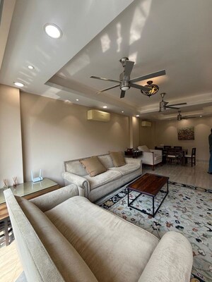 Living Room in 3 BHK Builder Floor at South Extension ii – for Rent