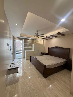 Bedroom in 3 BHK Builder Floor at South Extension ii – for Rent