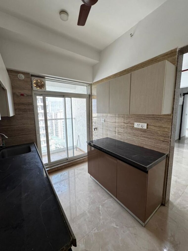 Kitchen, satra-one 2 Bedroom 641 Sq.Ft. Apartment In Goregaon West Mumbai 10389755