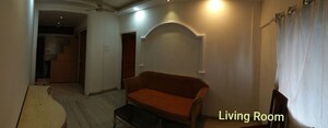 Bedroom in 2 BHK Apartment at Eff Jumbo Darshan CHS, Andheri East – for Rent