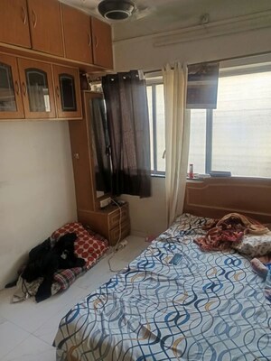 Bedroom in 2 BHK Apartment at Eff Jumbo Darshan CHS, Andheri East – for Rent