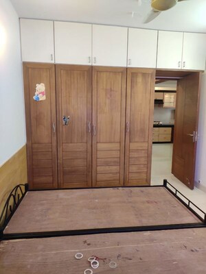 Room in 2 BHK Apartment at Shriram Nagar CHS, Aundh – for Rent