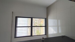 Room in 2.5 BHK Apartment at Lodha Lakeshore Greens, Dombivli East – for Rent