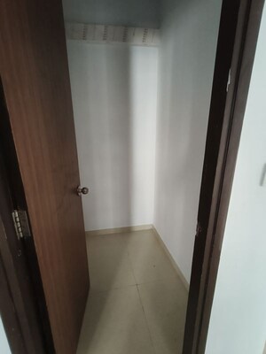  2 BHK Apartment at Lodha Lakeshore Greens, Dombivli East – for Rent