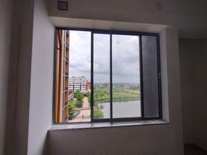 Room in 2 BHK Apartment at Godrej Seven, Joka – for Sale