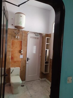 3 BHK + Store Room Builder Floor For Rent in Hauz Khas