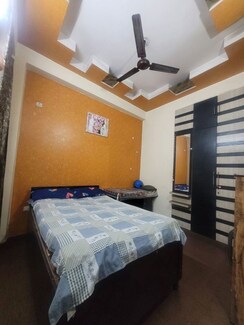 2 BHK Builder Floor For Sale in Vasundhara Sector 5