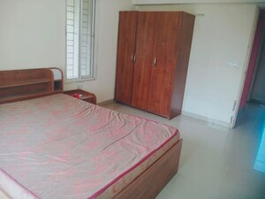 Room in 2 BHK Apartment at Naiknavare Sylvan Premium, Aundh – for Rent