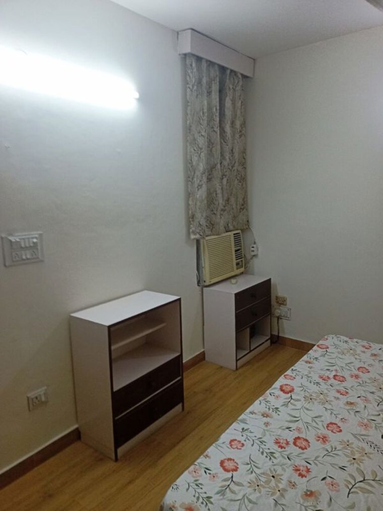 Kitchen, defence colony 3 Bedroom 217 Sq.Yd. Apartment In Defence Colony Delhi 10389918
