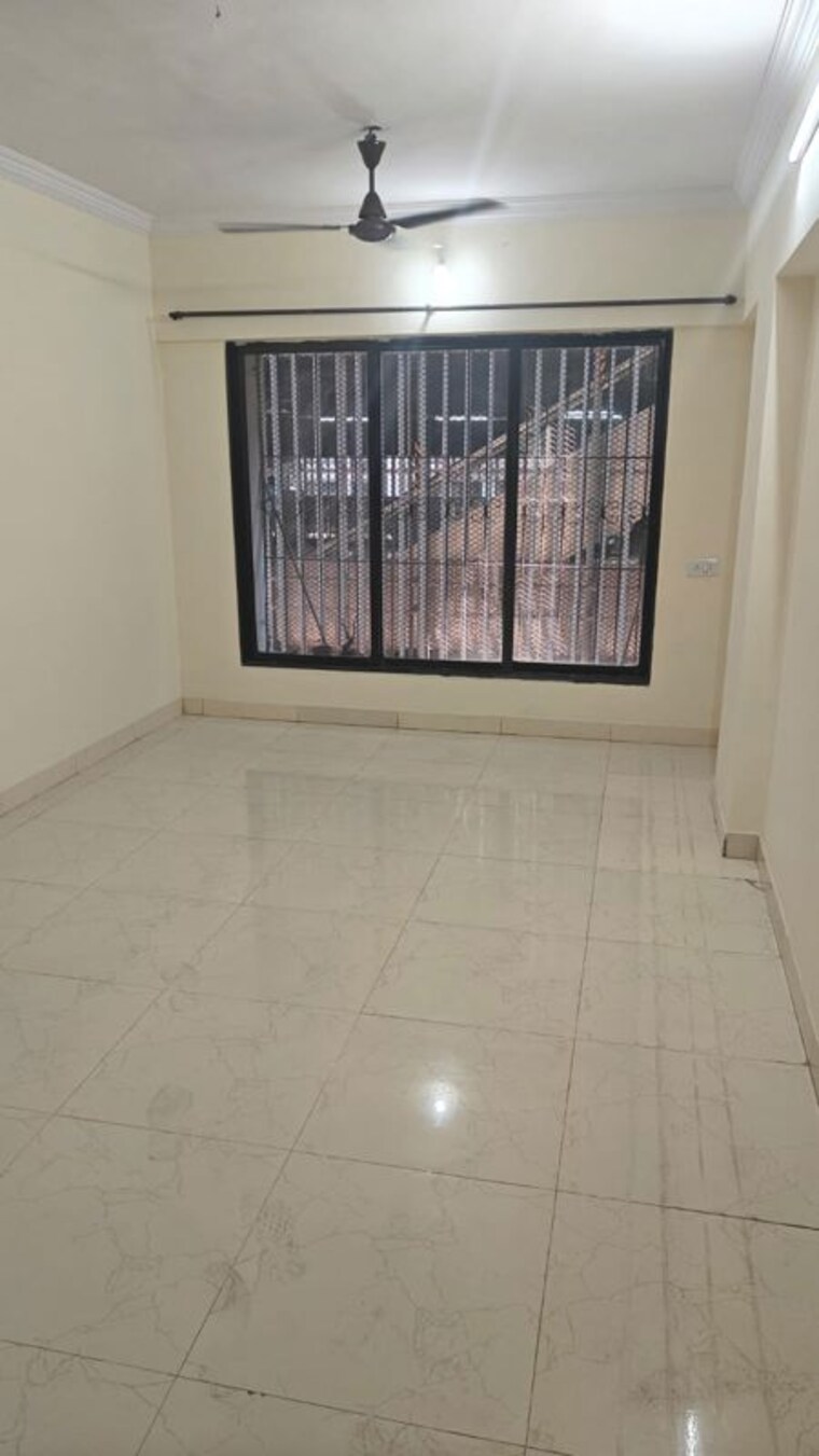 Room, sandesh nagar 3 Bedroom 900 Sq.Ft. Apartment In Sandesh Nagar Mumbai 10389933